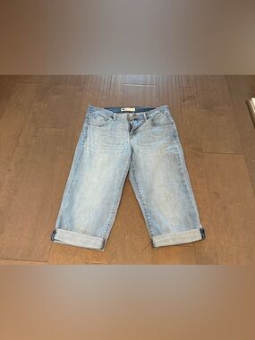 Levi's Light Blue Cropped Denim Jeans